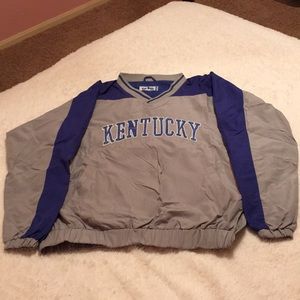 Pullover windbreaker